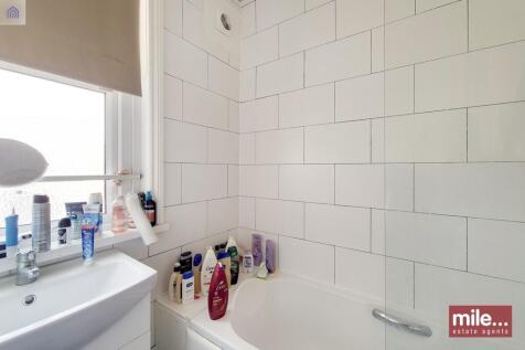 7_Bathroom-1
