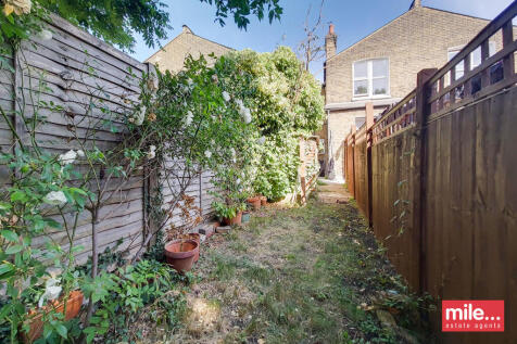 11_Garden-0