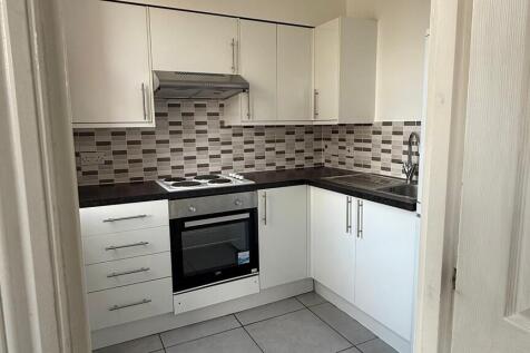 131ccbe6-0e99-470...