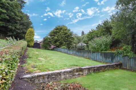Extended grass area