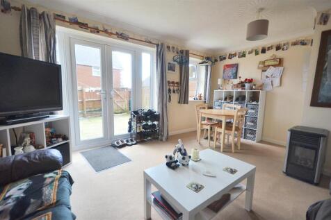 Sitting/Dining Room