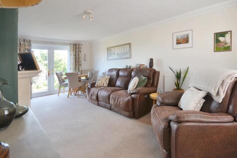 Sitting/Dining Room