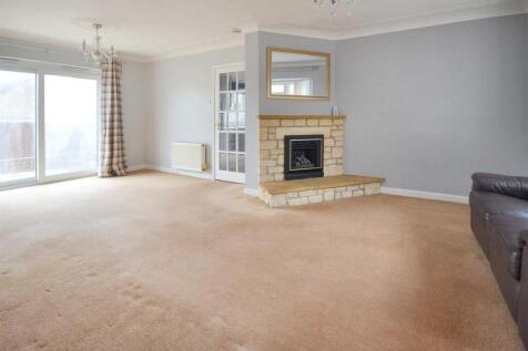 Sitting/Dining Room