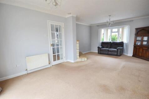 Sitting/Dining Room