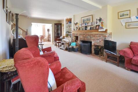 Sitting/Dining Room