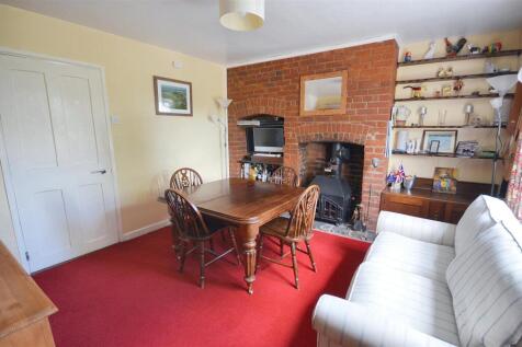 Dining Room/Snug