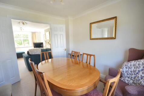 Dining to Sitting Room