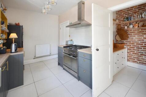 Kitchen to the Pantry