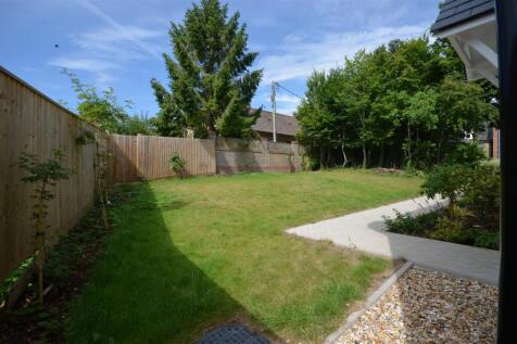 Front Communal Garden