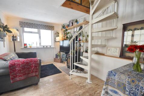 Sitting/Dining Room