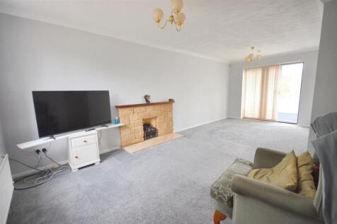 Sitting/Dining Room