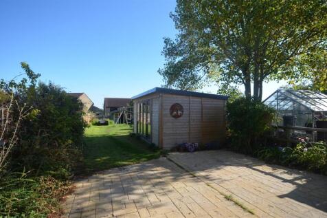 Parking, Garden and Cabin