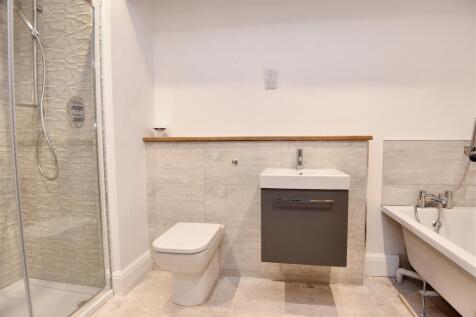 Bedroom One En-Suite