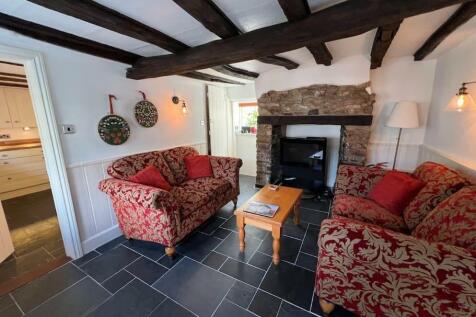 Sitting Room.jpg