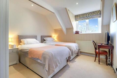 Bedroom 2.jpg