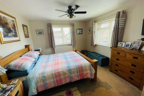 5magbed1.jpg