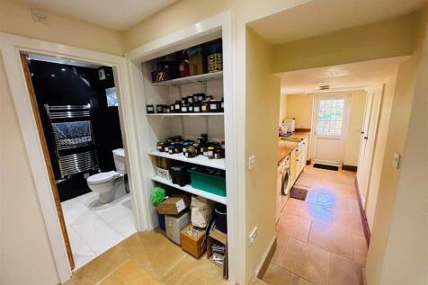 Swanpantry.jpg