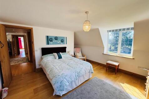 Swanbed222.jpg