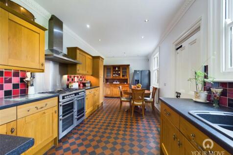 Kitchen/Breakfast Rm