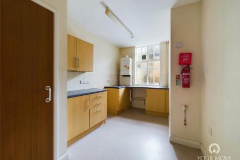 Flat B Kitchen