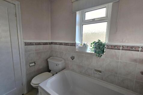 52 coro - Bath pic2 - Copy.jpg