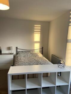ROom 4.4.jpeg