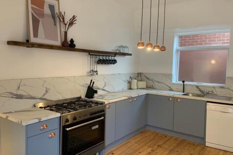 kitchen 4.jpg