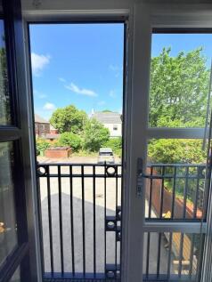 BALCONY.jpg