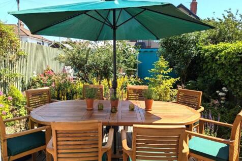 4 Cambridge Drive - 20.jpg