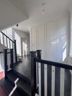 170hall.jpg