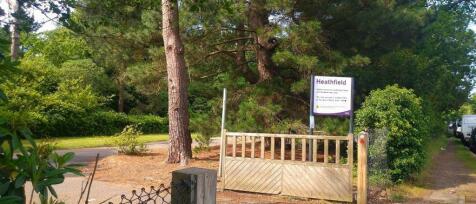 Heathfield Gardens, Ballards Way