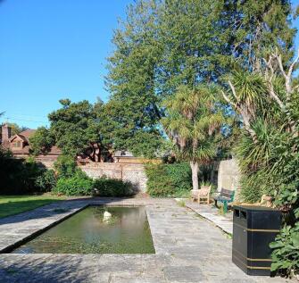Haling Grove walled garden