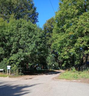 Haling Grove approach