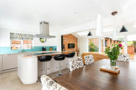 Kitchen/Breakfast Rm