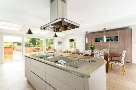 Kitchen/Breakfast Rm