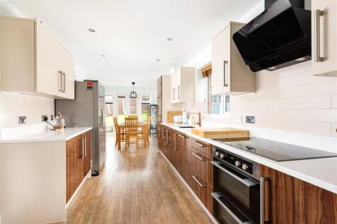 Kitchen/Dinng