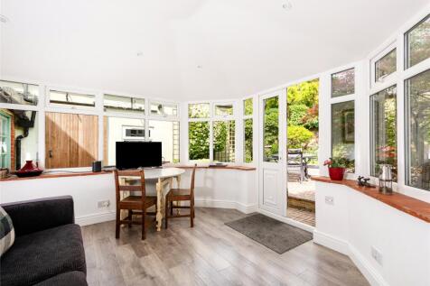Breakfast Room