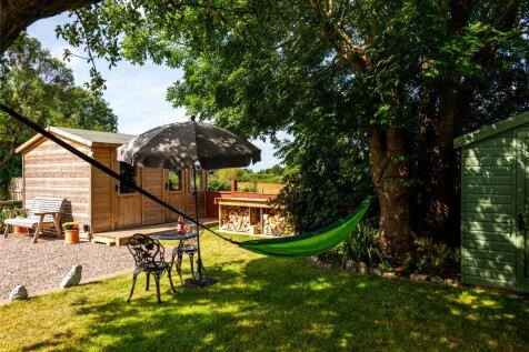 Summer House/Garden