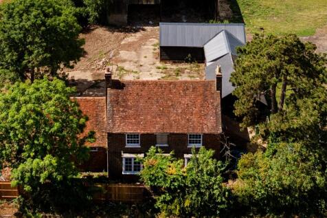 Front/Outbuildings