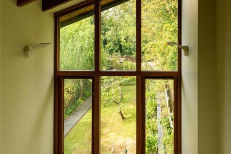 Rear Feature Window
