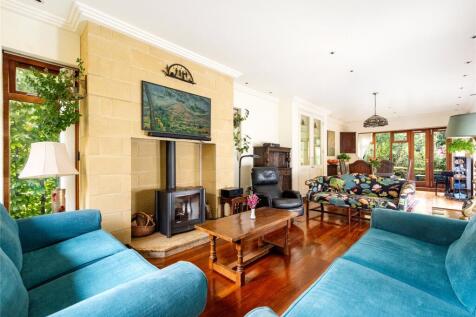 Sitting Area