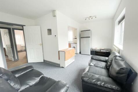 lounge2.jpg
