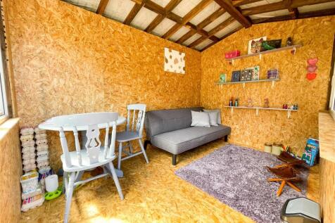 summerhouse 2.jpg