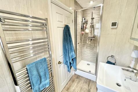 Master En-Suite