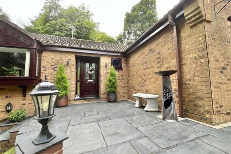 Gardens &amp; Patio Areas