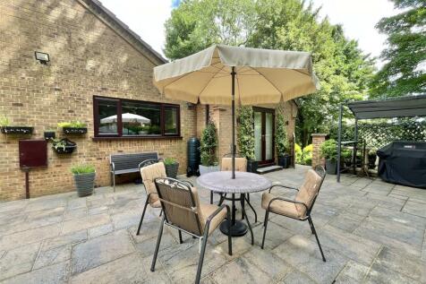 Gardens &amp; Patio Areas