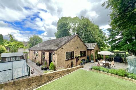 Gardens &amp; Patio Areas