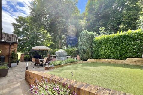 Gardens &amp; Patio Areas