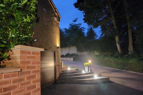 Gardens &amp; Patio Areas