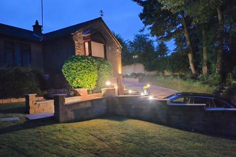 Gardens &amp; Patio Areas